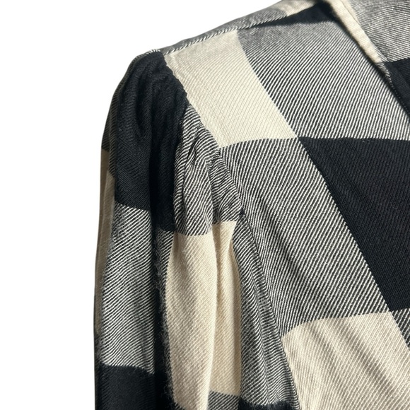 Sanctuary Black & Cream Plaid Long Sleeve Button Down Shirt Women’s Size Medium - Picture 2 of 16